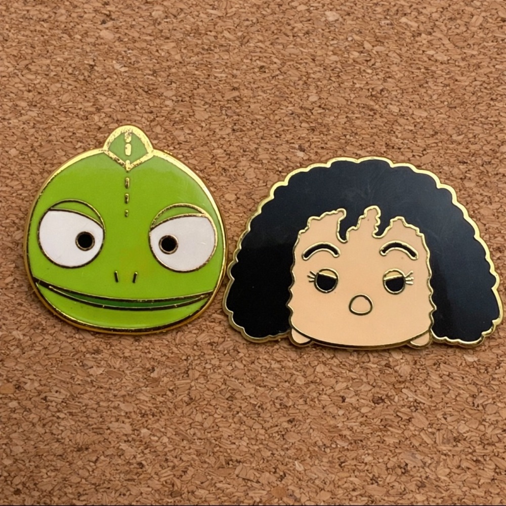 Authentic Disney Tsum Tsum Tangled Set of Two Pins